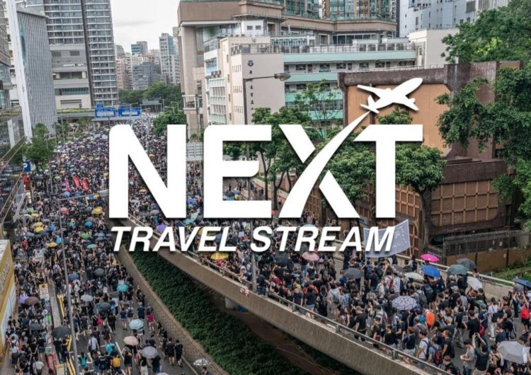 Hong Kong Protesters Take Message to Mainland Tourists
